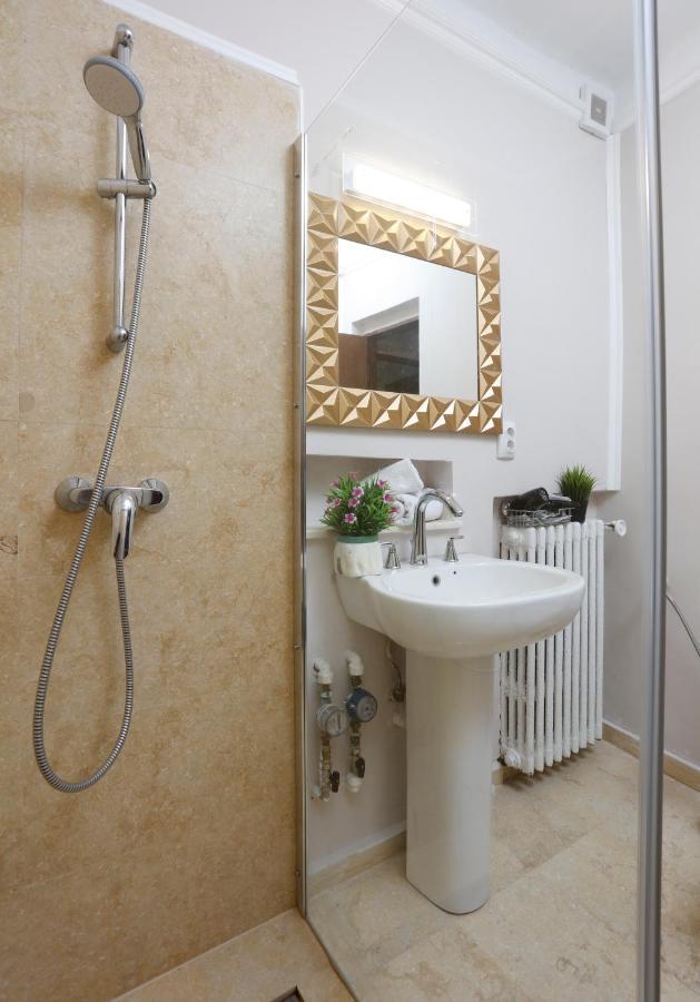 Grand Phillip Cismigiu Park Downtown Bucharest Apartment Екстериор снимка