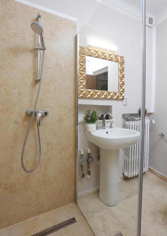 Grand Phillip Cismigiu Park Downtown Bucharest Apartment Екстериор снимка