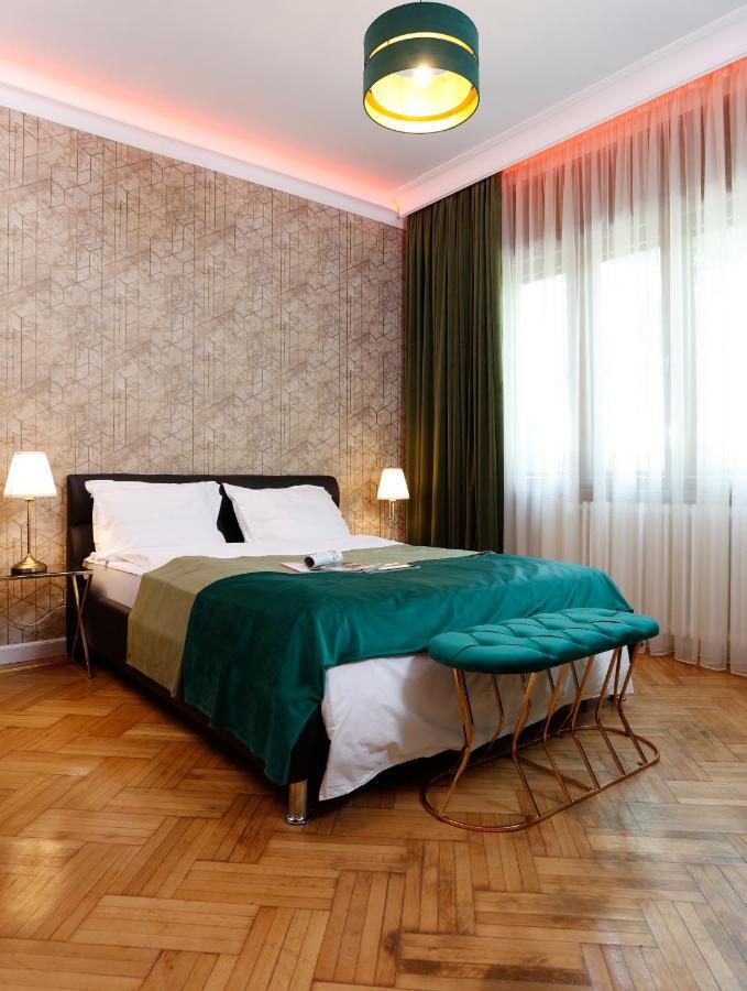 Grand Phillip Cismigiu Park Downtown Bucharest Apartment Екстериор снимка